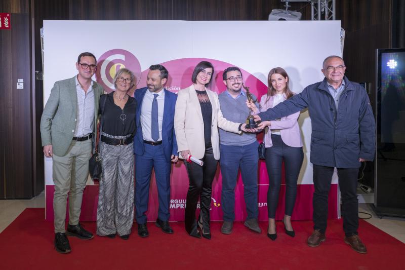 Asistentes a la Noche de la Economía Alicantina en el vino de honor posterior. 