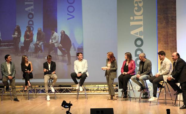 El equipo de TodoAlicante sobre el escenario.