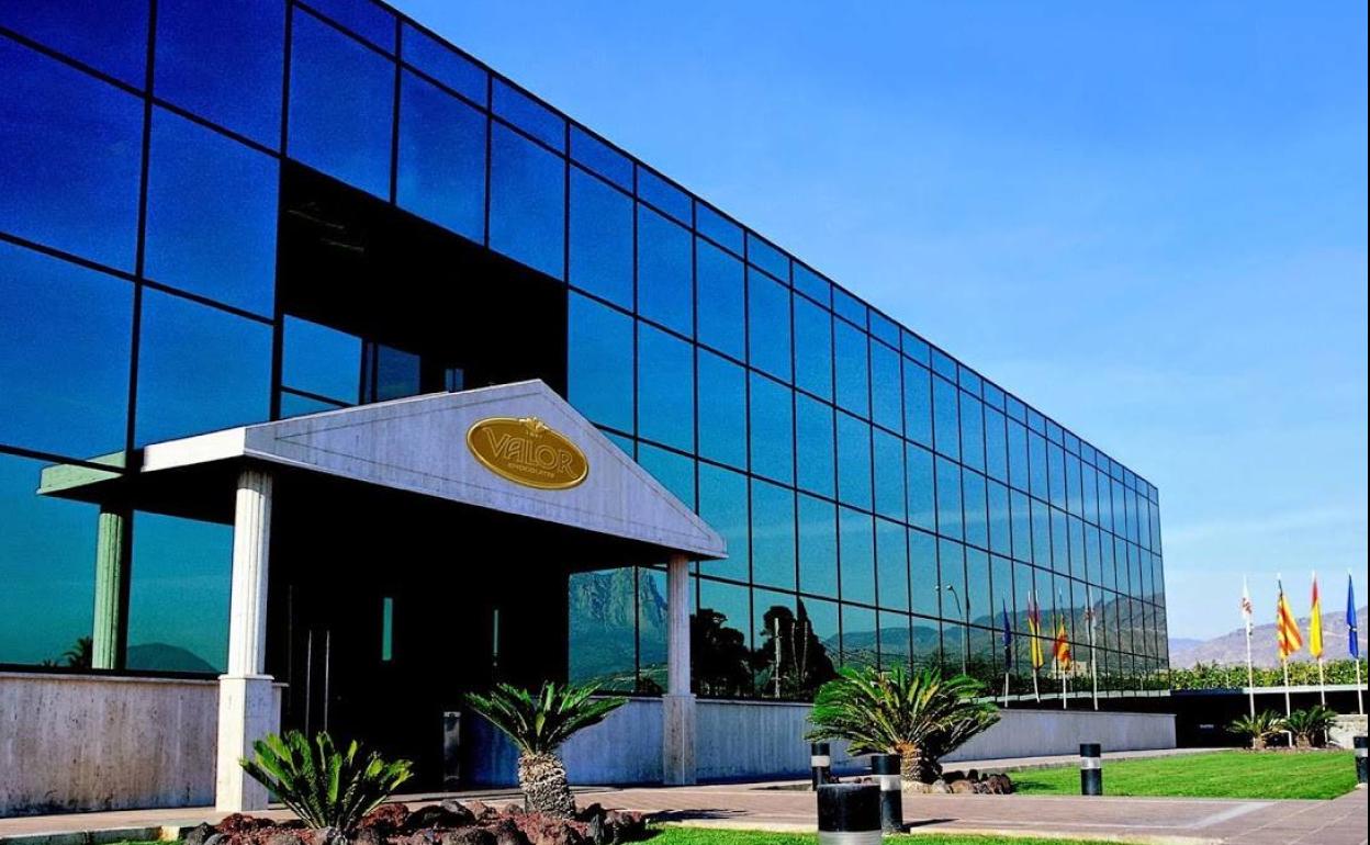 Entrada de la fábrica de Chocolates Valor, en La Vila Joiosa