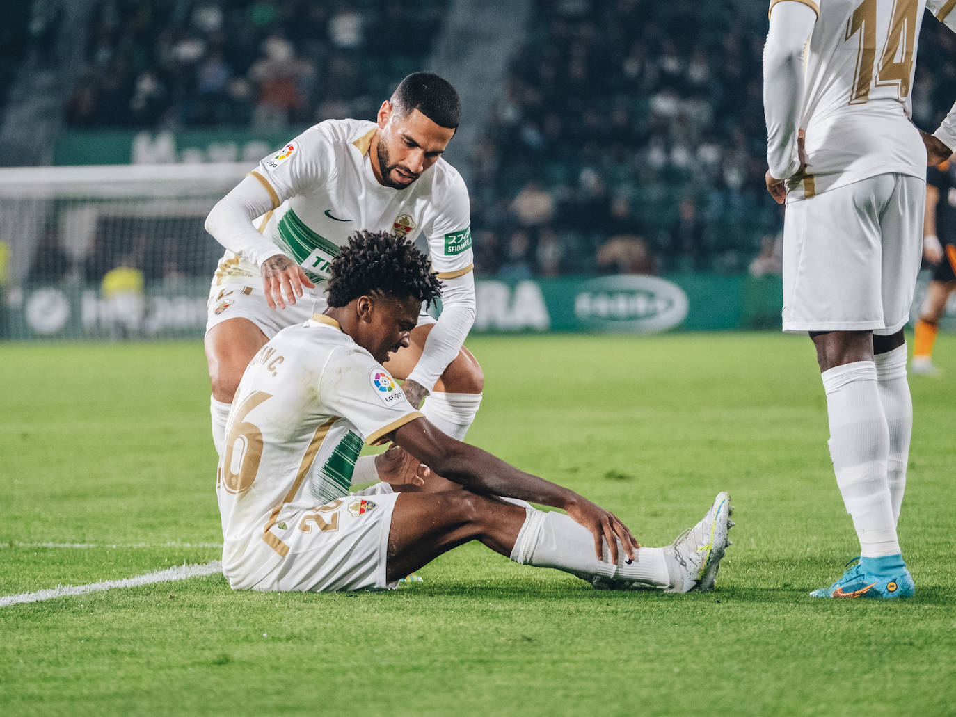 Fotos: El Elche CF cae ante el Leeds