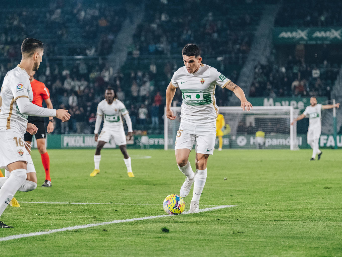 Fotos: El Elche CF cae ante el Leeds