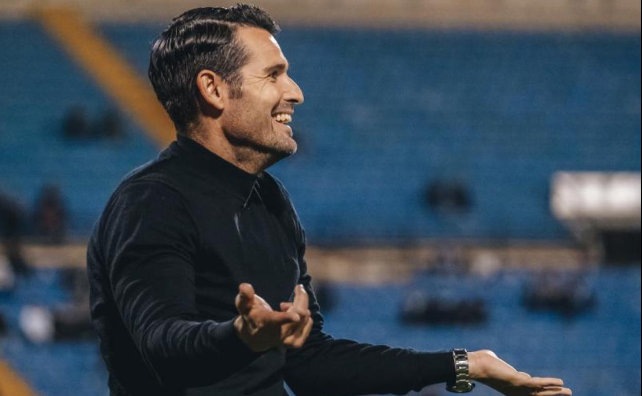 Lolo Escobar, en su estreno como entrenador del Hércules 