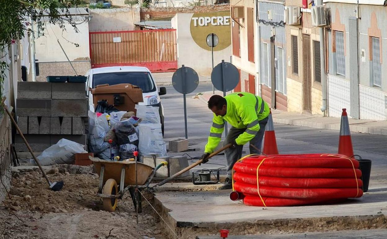 Obras en la calle Las Águilas. 