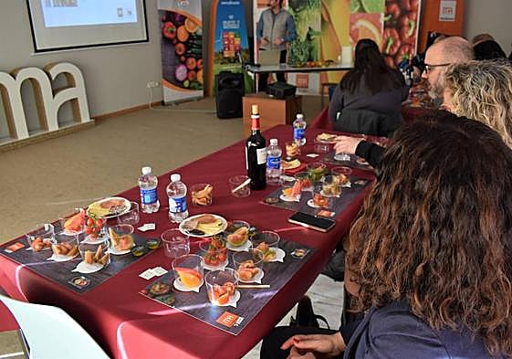 Cata de tomates para profesionales del sector HORECA.