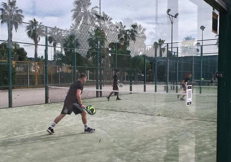 Torneos gratuitos de fútbol, vóley-playa, baloncesto y pádel en Alicante