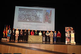 Homenaje a las futbolistas del primer equipo femenino de Dénia