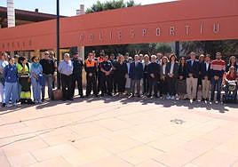 La Corporación, con algunos de los homenajeados.