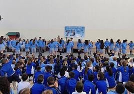 El alumnado celebra el 75 aniversario del centro y la fiesta de su patrón.