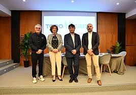 El vicepresidente de la Cámara Alicante, la alcaldesa de Bigastro y los presidentes de Asaja y Riegos de Levante Margen Izquierda, en el acto de TodoAlicante.