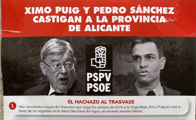 Carteles que ha denunciado el PSPV.