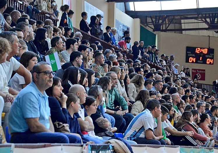 Fantástico ambiente en el pabellón Esperanza Lag