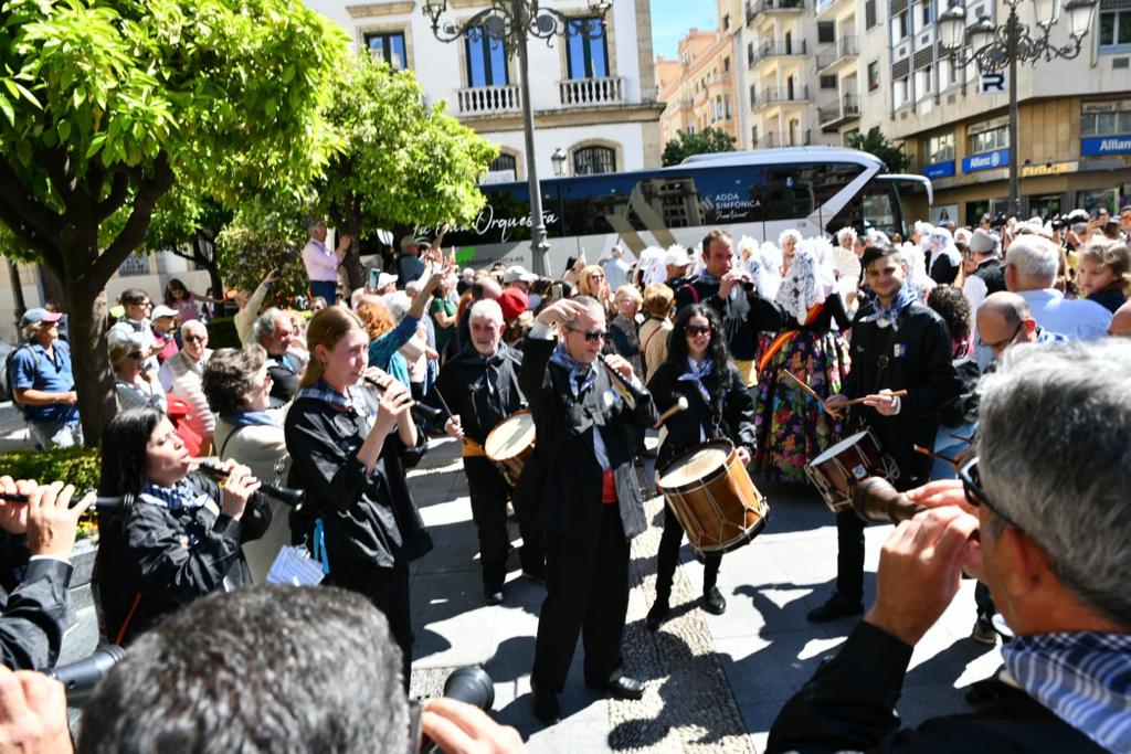 Las belleas promocionana Alicante en el corazón de Córdoba