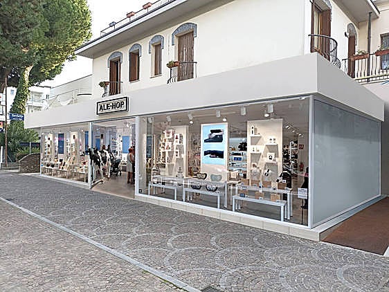 Tienda de la cadena Ale-Hop en Italia