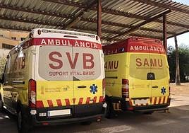 Un SVB y una SAMU en imagen de archivo.