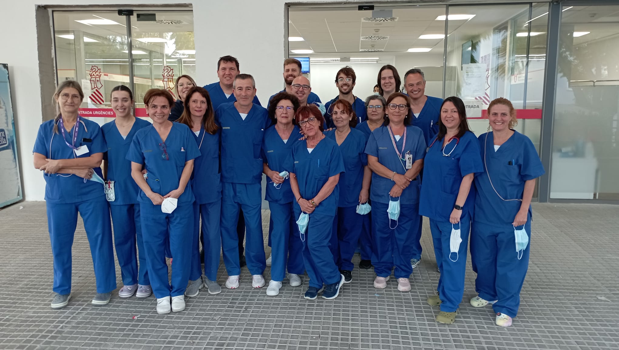 Quer junto al equipo del servicio de urgencias del Hospital de Sant Joan.