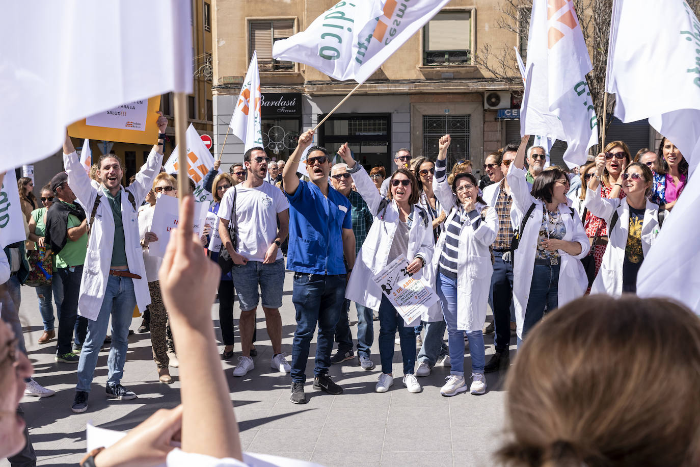 Protesta de médicos el pasado lunes en Alicante.