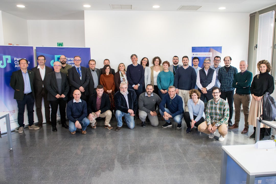 Representantes de los parques científicos que participan en Aptenisa.