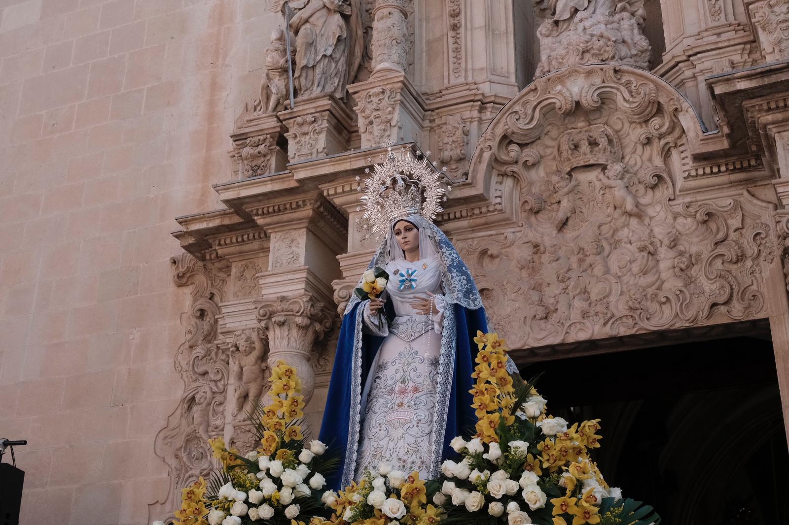 Más de 400.000 aleluyas celebran la Resurrección en Alicante