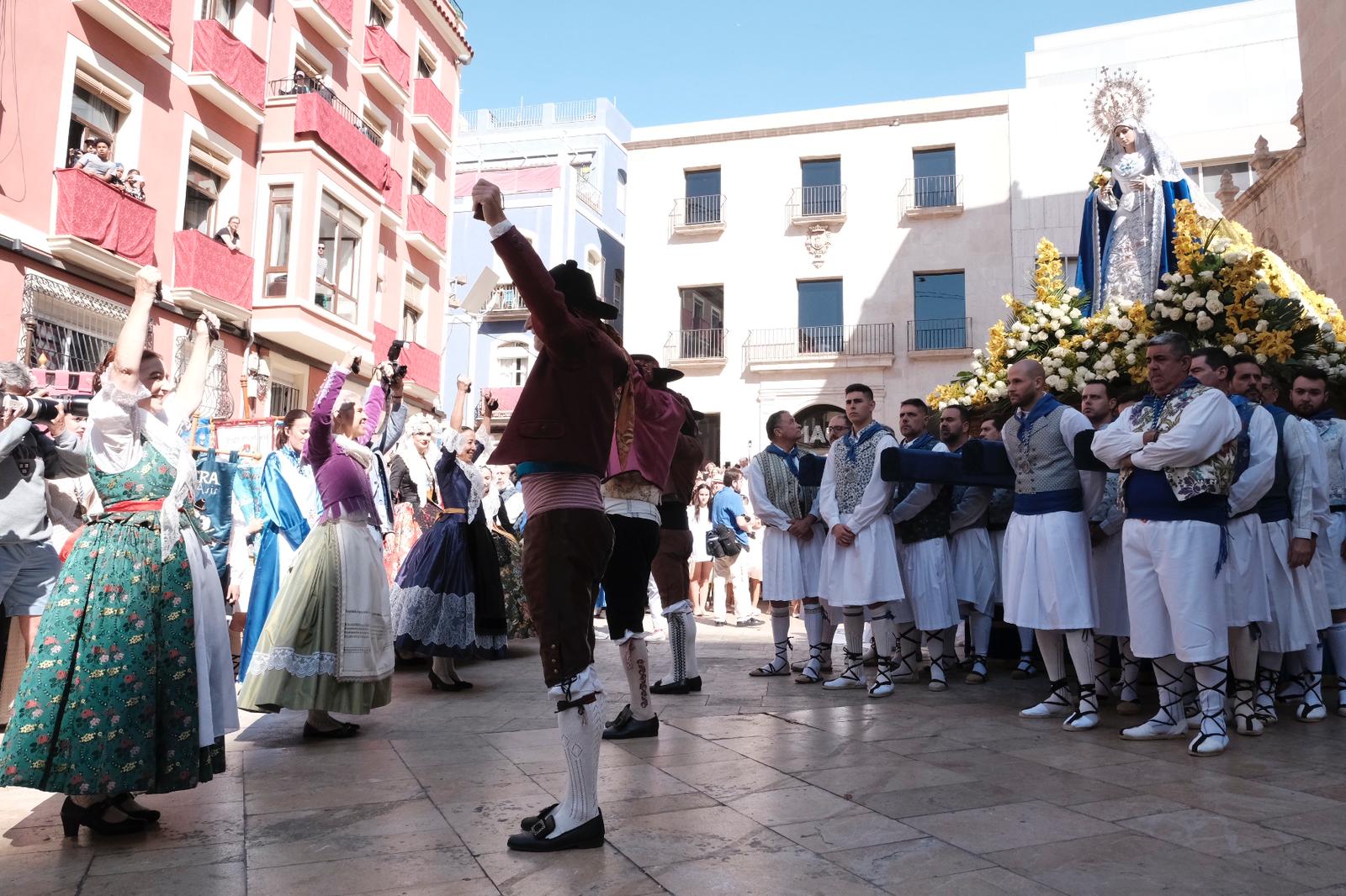 Más de 400.000 aleluyas celebran la Resurrección en Alicante