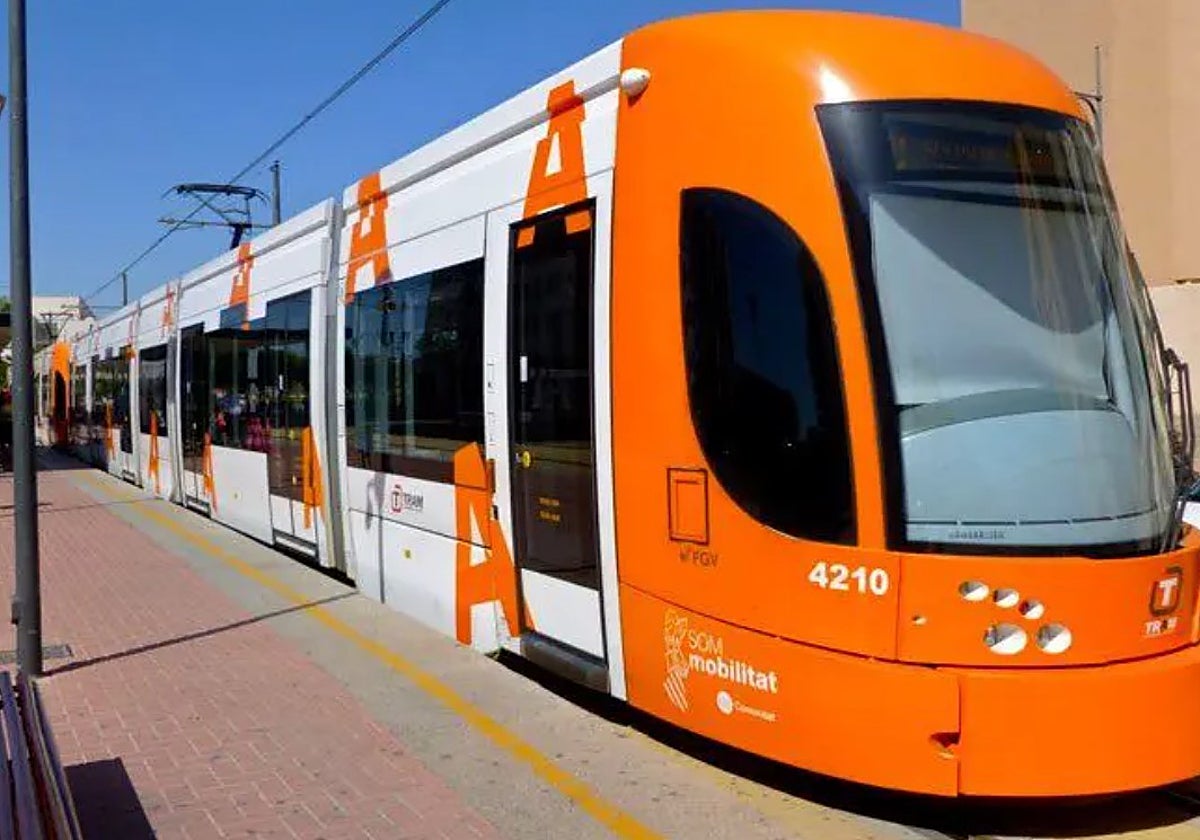 El PP ha criticado la falta de tranvías en la Marina Baixa