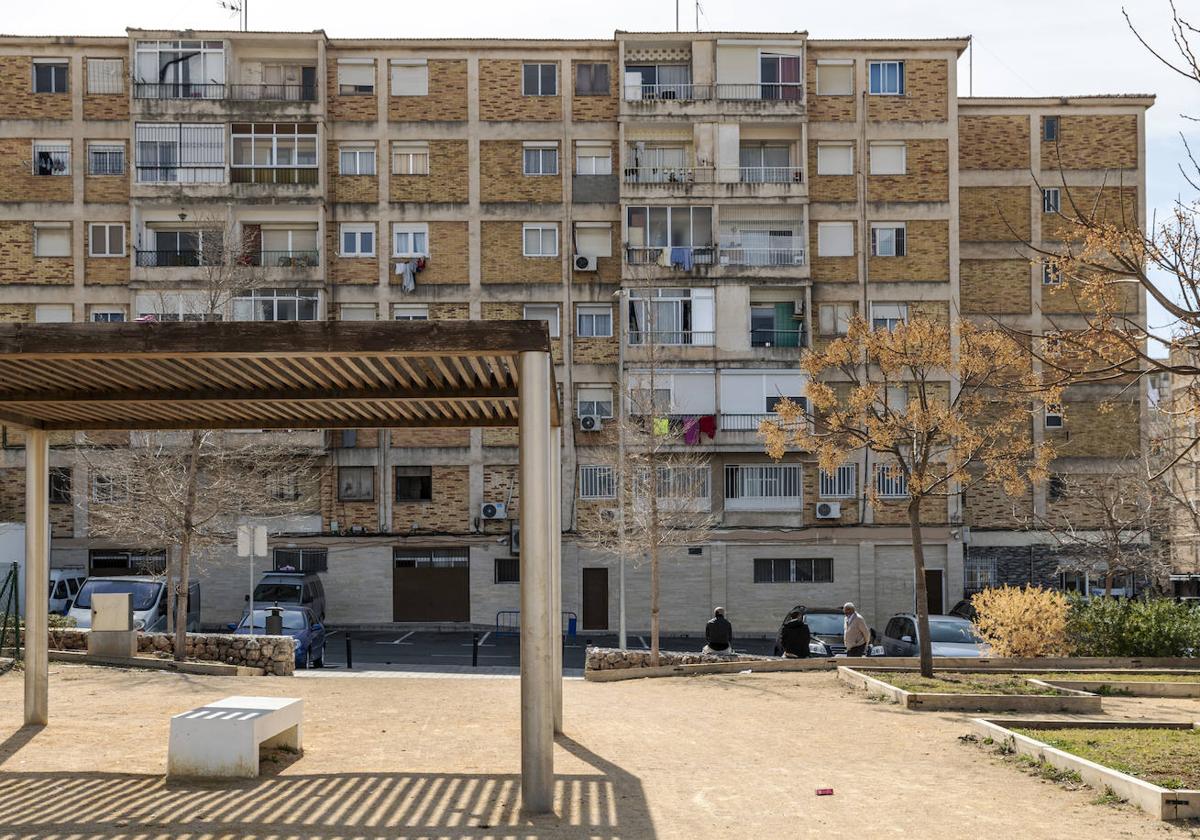 La Generalitat tiene bloqueados 29 expedientes de emergencia habitacional en Alicante