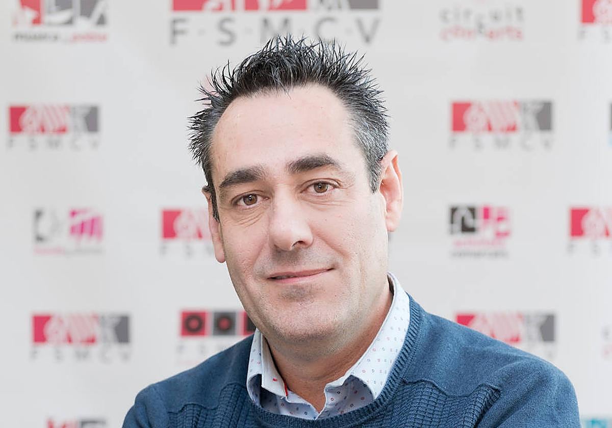 Pepe Espinós, director de la Sociedad Musical La Paz.