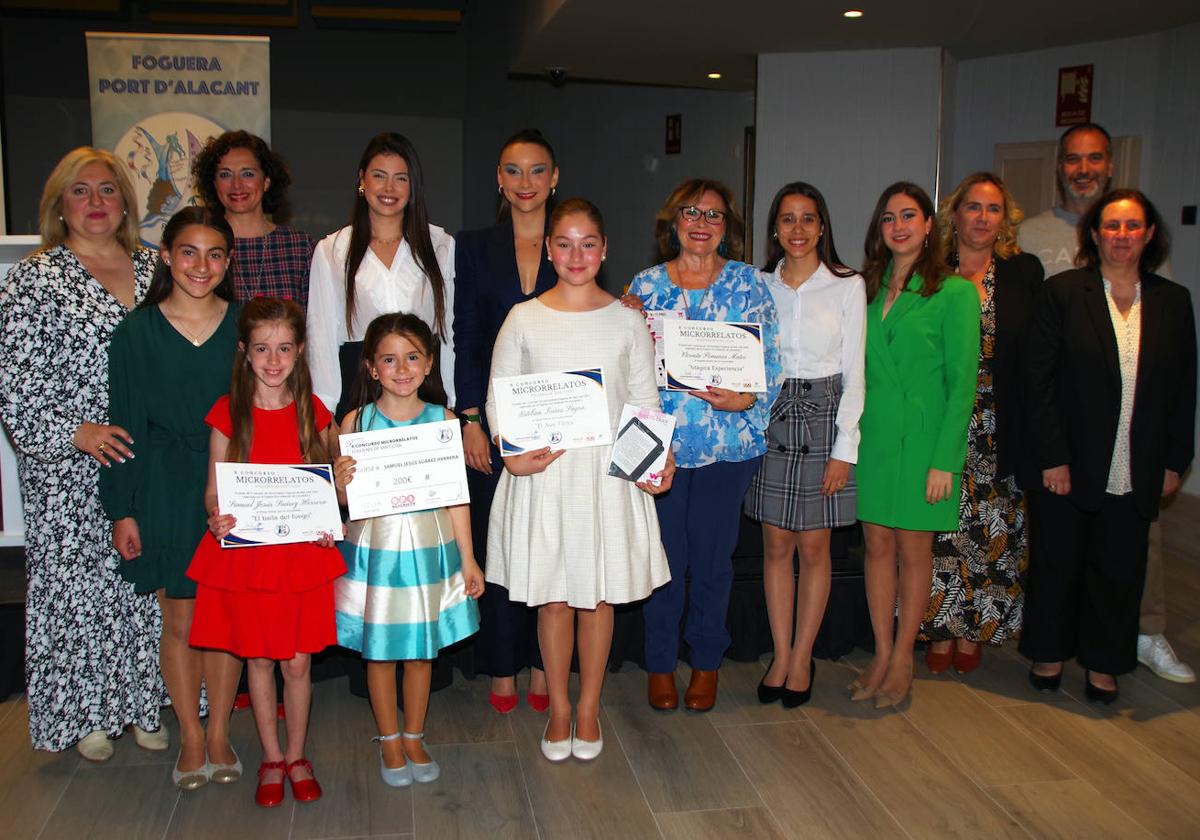 Entrega de premios de microrrelatos de la hoguera Port d'Alacant.