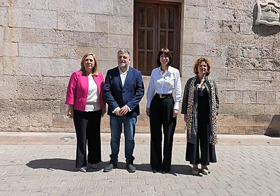 El alcalde de Villena, la ministra de Ciencia e Innovación y la consellera de Universidades.