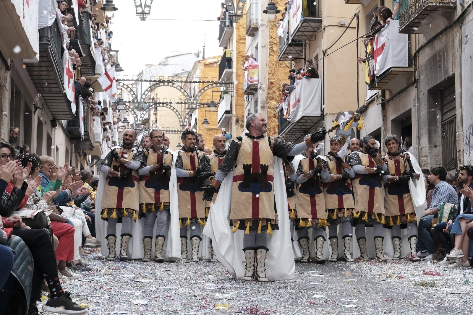 La alferecía de los Alcodianos pone el broche de oro a la Entrada Cristiana