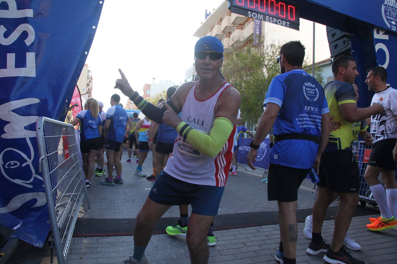Más de 2.000 personas corren en la Volta a Peu de Dénia