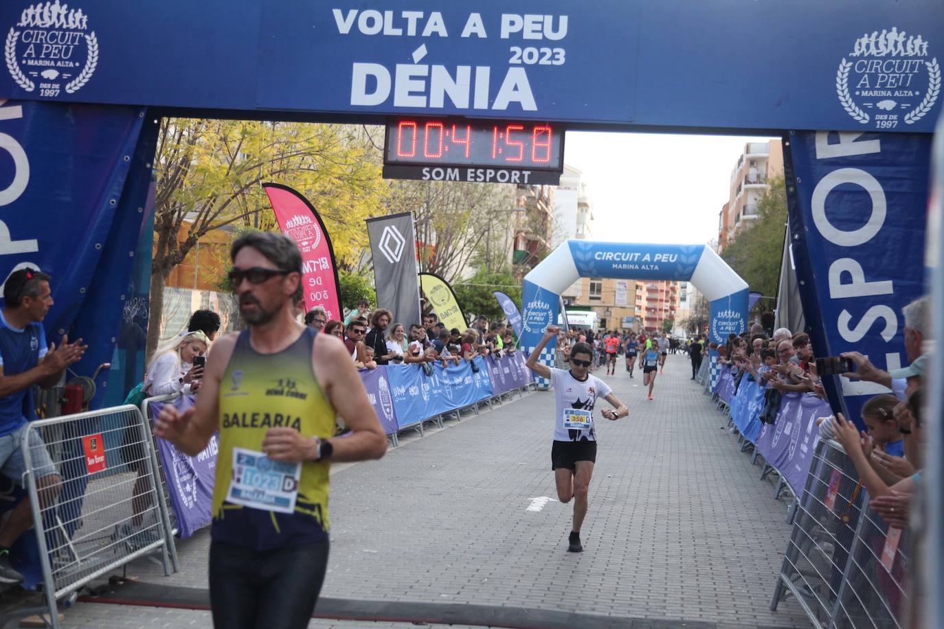 Más de 2.000 personas corren en la Volta a Peu de Dénia