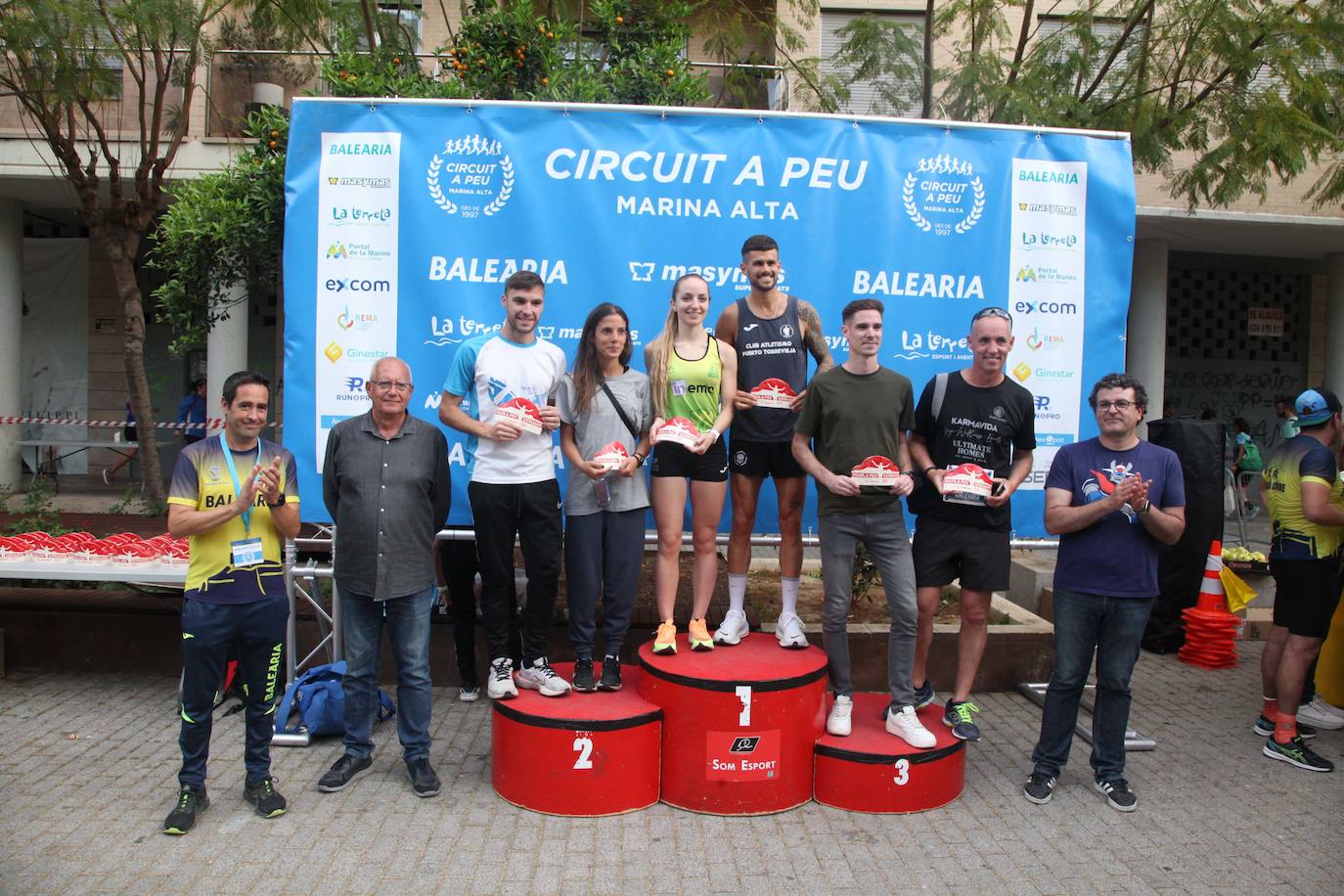 Más de 2.000 personas corren en la Volta a Peu de Dénia