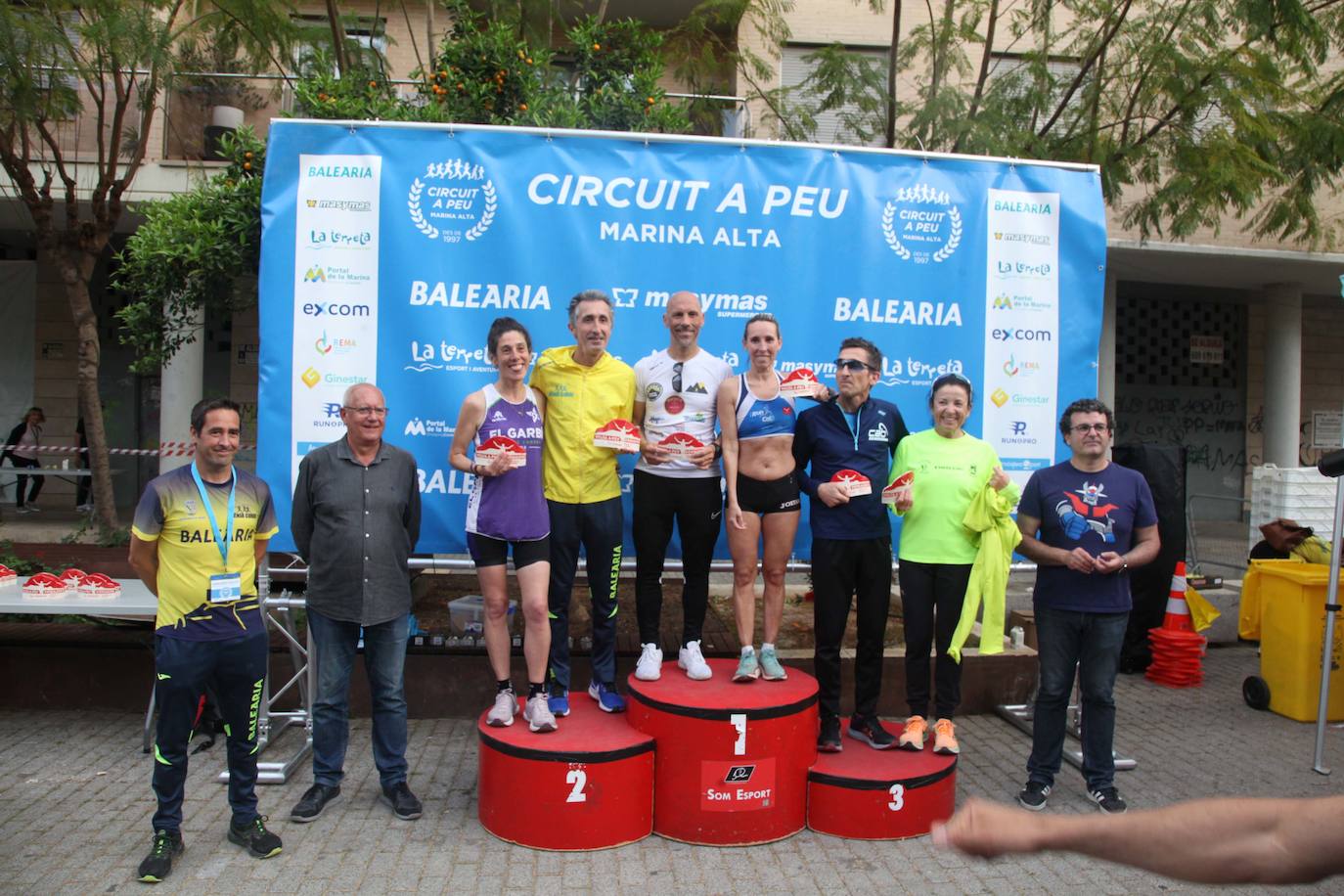 Más de 2.000 personas corren en la Volta a Peu de Dénia