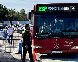 Autobuses especiales de conexión con el Caserío