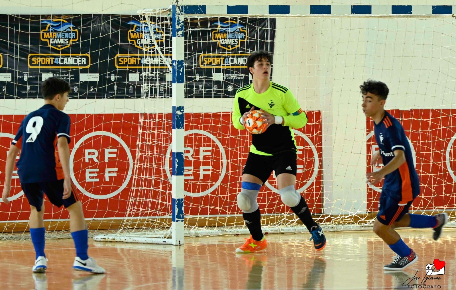 Tres de cinco de la Selección Valenciana Sub-14 de fútbol sala en el Nacional de San Javier