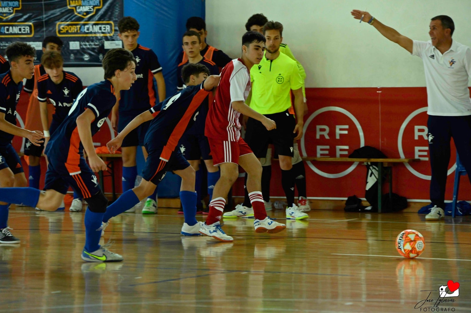 Tres de cinco de la Selección Valenciana Sub-14 de fútbol sala en el Nacional de San Javier