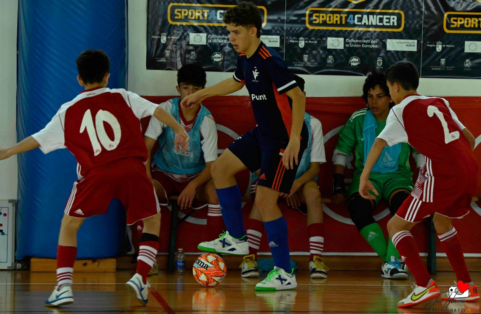 Tres de cinco de la Selección Valenciana Sub-14 de fútbol sala en el Nacional de San Javier