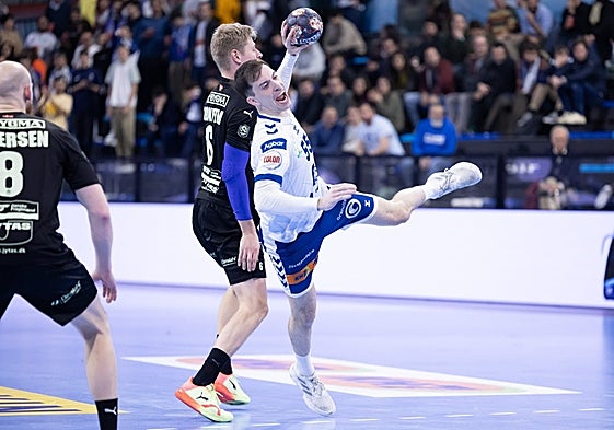 Lanzamiento de David Roca con el Fraikin Granollers