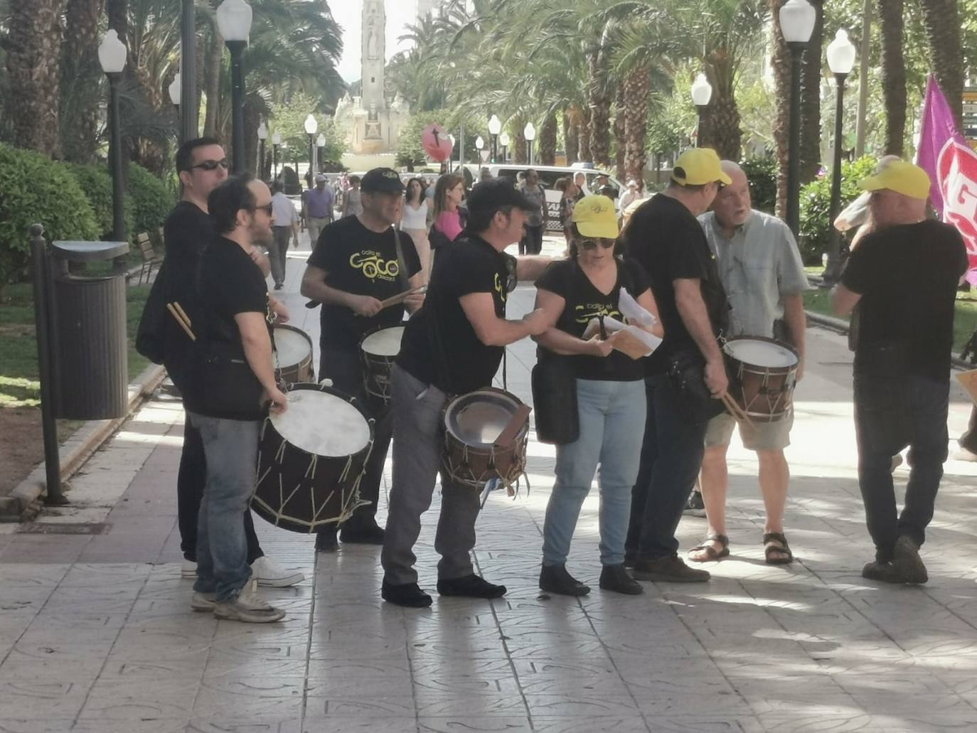 Miles de personas claman contra la precariedad laboral en Alicante