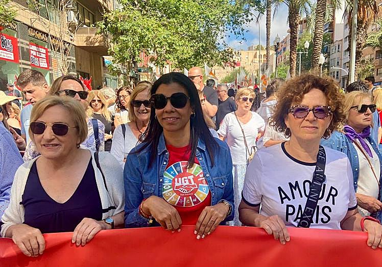 De izquierda a derecha: Ana Barceló, Yaissel Sánchez y Josefina Bueno