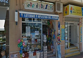 Administración de Loterías donde se ha registrado el billete premiado.