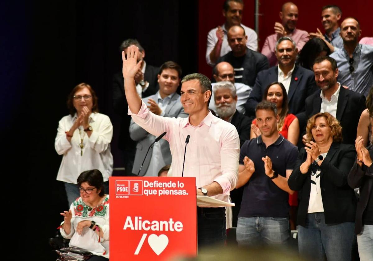 Pedro Sánchez, el viernes, en el acto de los socialistas en Alicante.