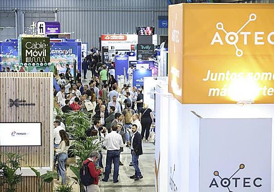 Stands de la última edición de Aotec