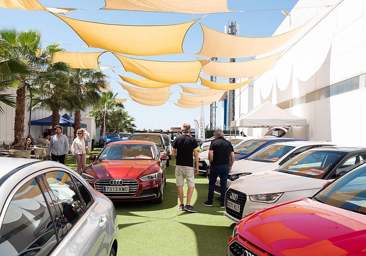 Coches expuestos durante FIrauto en IFA