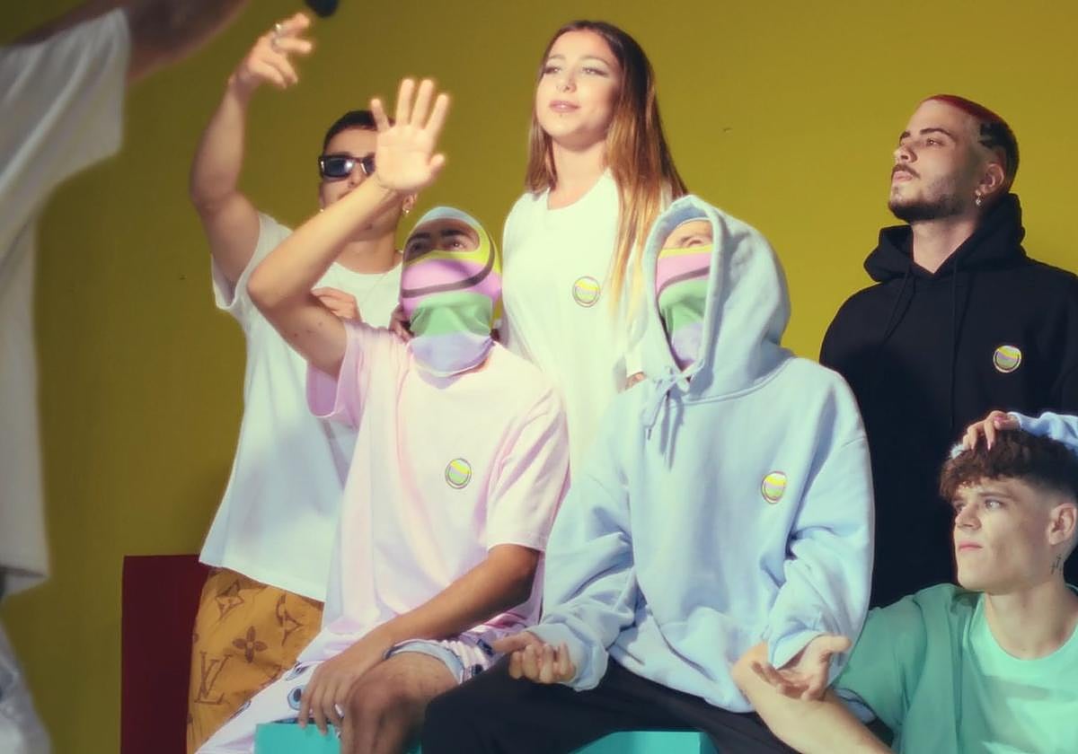 Pasarela de diseñadores de moda urbana durante el Urban Tactis 2022