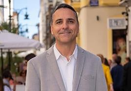 El candidato a la alcaldía de Contigo Elche, Carlos San José