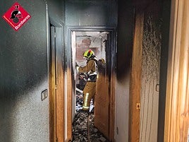 Imagen de un incendio ocurrido en abril en una vivienda de Torrevieja