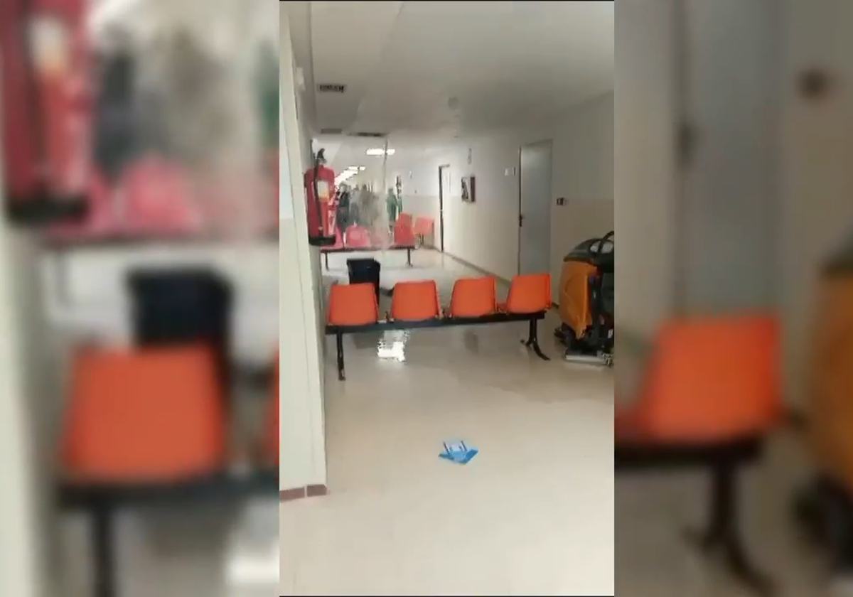 Se inunda parte del hospital comarcal de la Marina Baixa