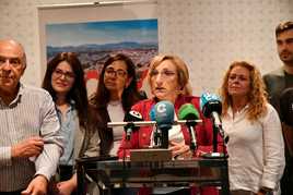 Intervención de Ana Barceló ante los medios de comunicación.