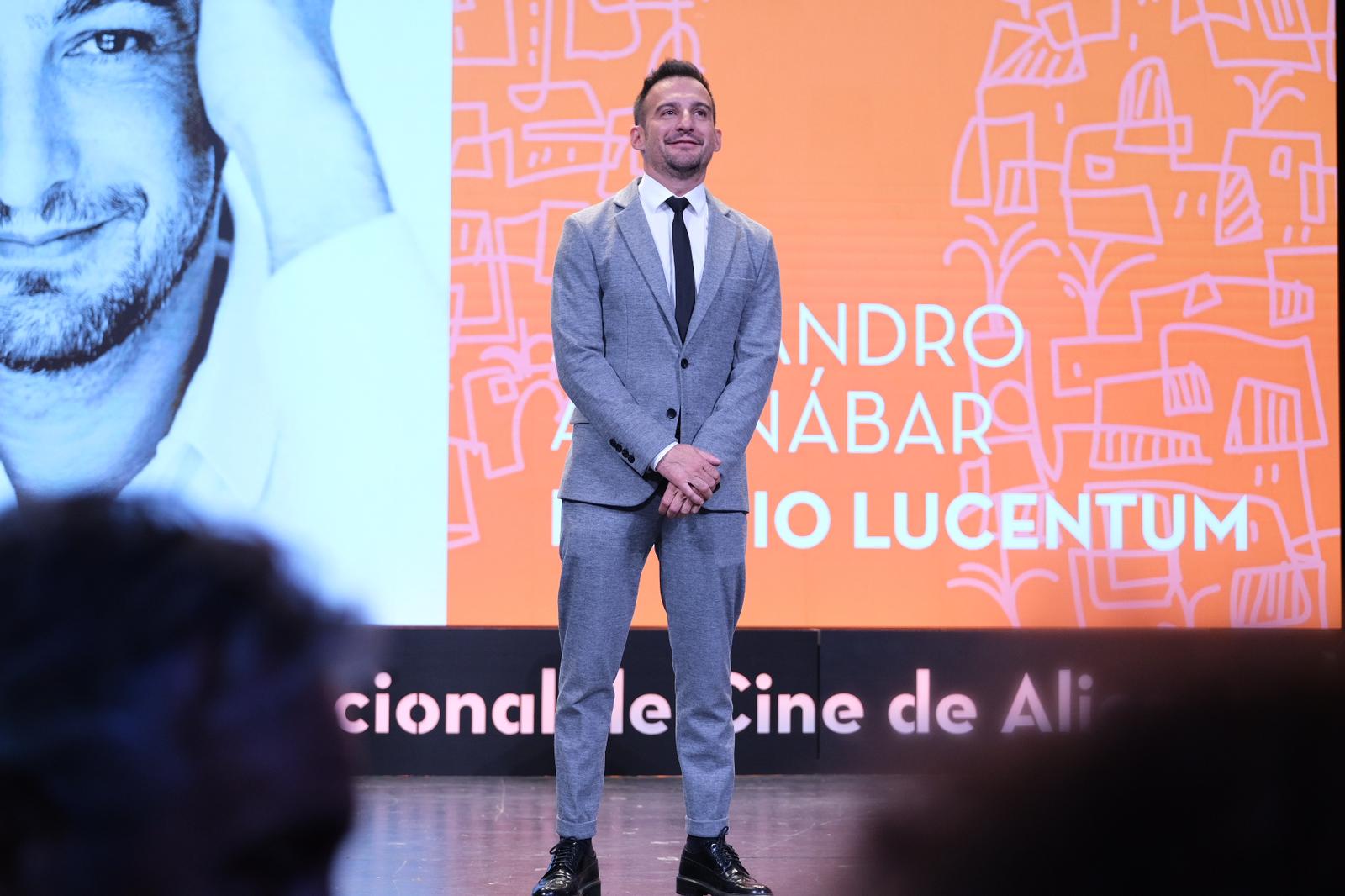 Una gala inaugural llena de humor y sorpresas